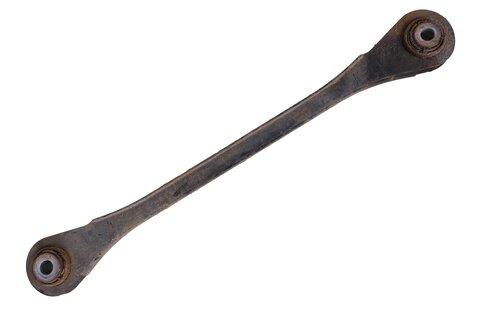 Rameno zadné spodné P 7P0501530