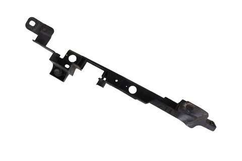 Držiak blatníka ľavý 13223757