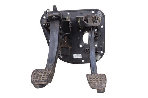 Kulisa pedálov komplet 5801492032