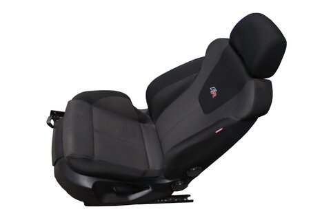 Sedadlo vodiča mechanické čierne FR 1P0881405BTHF