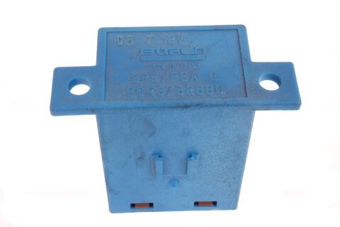 Relé sklápanie zrkadiel