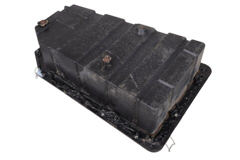 Kryt batérie spodný 7P0801283