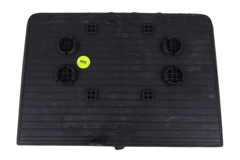 Gumová podložka pre odkladaciu priehradku prednú 7P6862145A