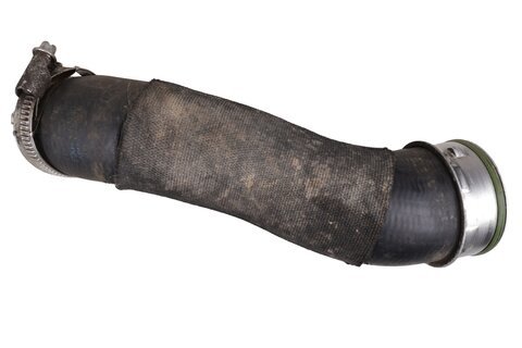 Hadica tlaková intercooler (rúrka sania>intercooler ľavý) 7P0145943