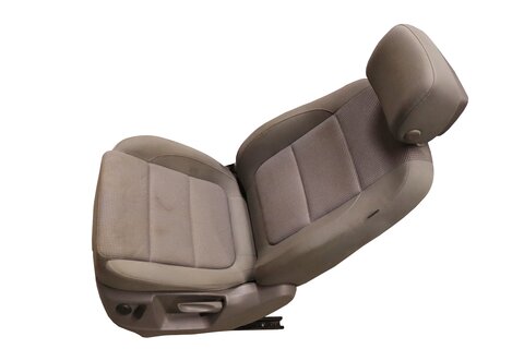 Sedadlo vodiča mechanické vyhrievané šedé 7N0881405KZ0L