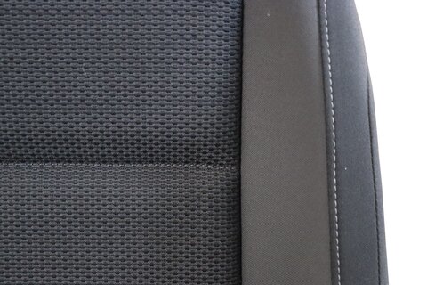 Sedadlo spolujazdca mechanické tmavosivé 5TA881405MKWK