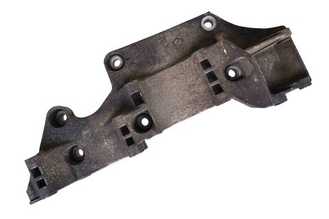 Držiak alternátora 045903141F