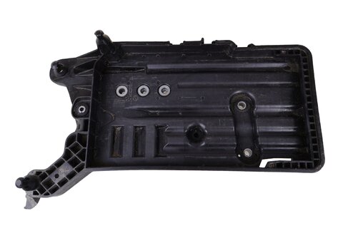 Držiak batérie 5QF915331A