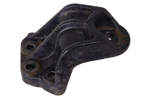 Držiak motora (vrchný, automat) 21825D1000