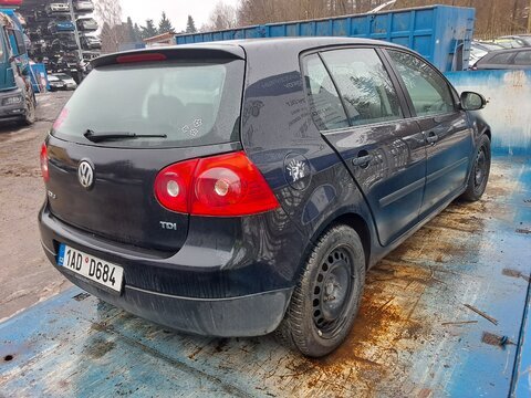 Volkswagen Golf V 1.9TDI 66kW