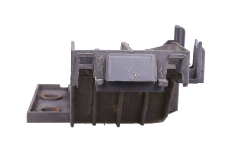 Držiak zadného nárazníka pravý 1400114480