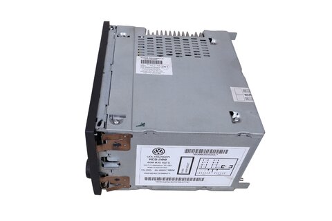 Autorádio s CD prehrávačom 6Q0035152G