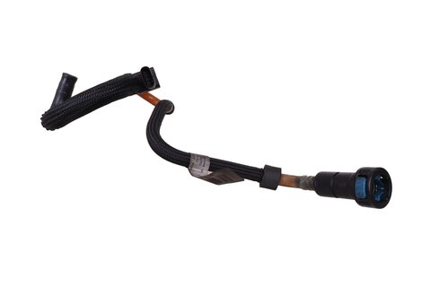 Palivové potrubie- prívodné vedenie NAFTA 13537800666