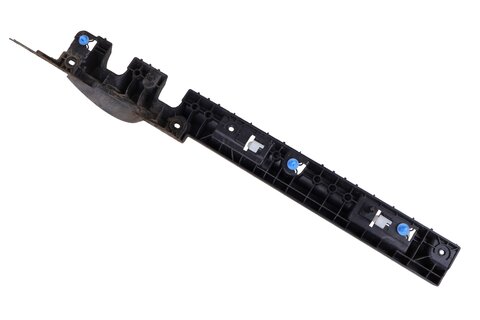 Držiak obloženia prahu predný pravý 764587493R