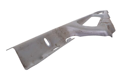 Pravý držiak predného blatníka horný 641342441R