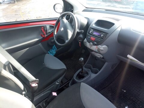 Peugeot 107 1.0 50kW