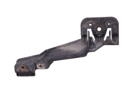 Držiak zadného nárazníka spodný stred 850476580R