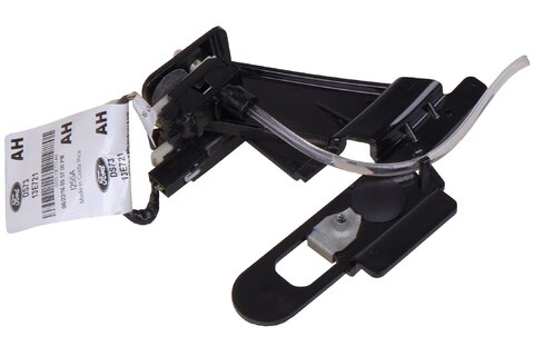 Spodné osvetlenie palubnej dosky - vodič DS73-13E721-AJ