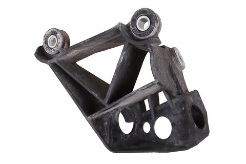 Držiak lanovodov radenia na prevodovke 1S0711789B