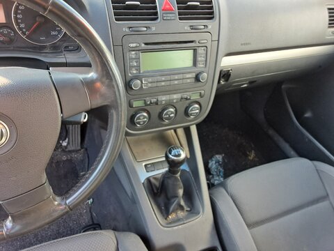 Volkswagen Golf V 2.0TDI 16V 103kW