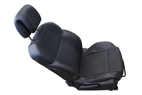 Sedadlo spolujazdca mechanické vyhrievané čierne 16088916ZE