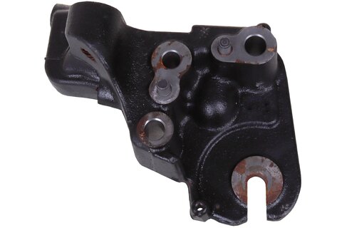 Držiak motora - spodný DS7Q-6030-BD