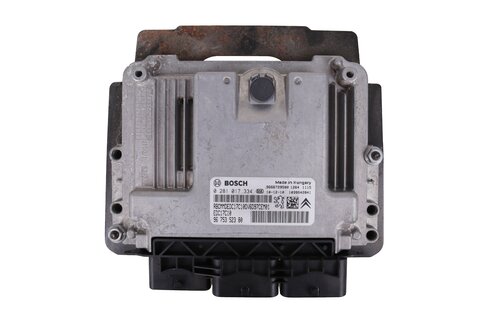 Riadiaca jednotka motora SW9675352380