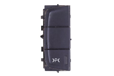 Tlačidlo aktivácie parkovacích senzorov 96770600ZD