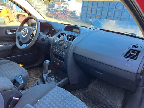 Renault Megane II 1.6 16V 82W