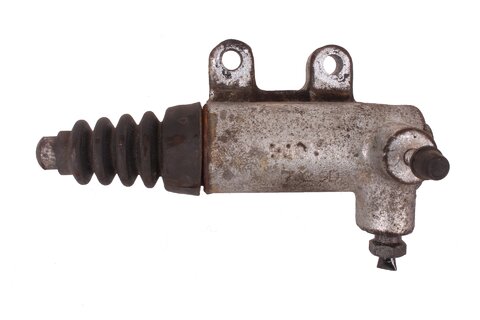 Pomocný spojkový valec liatinový