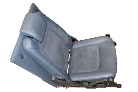 Sedadlo tretieho radu modrá infinity pravé 8M21-U63804-BA1EGQ