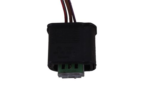 Konektor váhy vzduchu 3-pin 4B0972883A