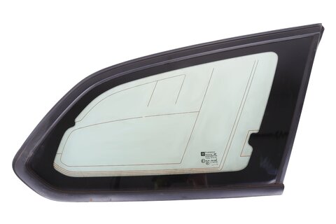 Sklo bočný zadný kufor pravej zelenej kombi 13352081