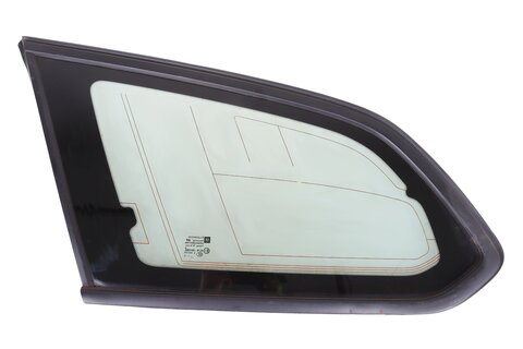 Sklo bočný zadný kufor ľavej zelenej kombi 13352080