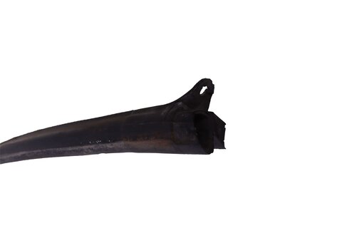 Tesnenie pravých krídlových dverí YC15-V42264-AH YC15-V42264-AG 4477141