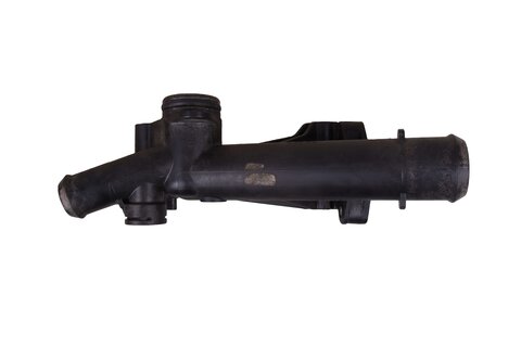 Spojovacia rúrka vody (kúrenie / termostat) BM5G-8594-FA