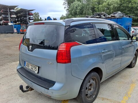 Peugeot 5008 2.0 HDI 110 kW