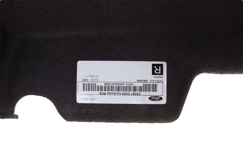 Bočný panel batožinového priestoru - pravý, combi (SONY audio) DS73-N45422-AF