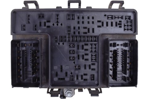 Poistkový blok motorového priestoru FG9T-14A067-EB