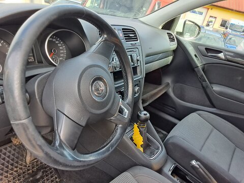 Volkswagen Golf VI 1.6TDI 77kW