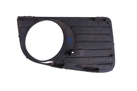 Kryt hmlovky predný ľavý čierny 2E0807675