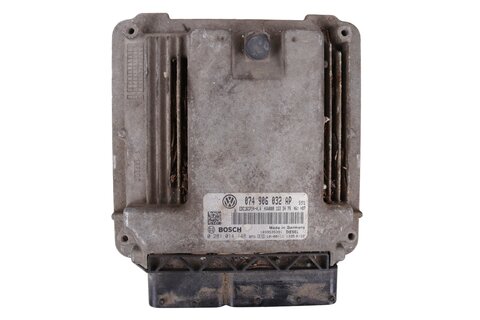 Riadiaca jednotka motora (100kW) 074906032AP