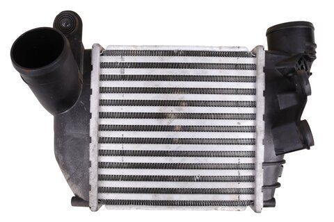 Chladič nasávaného vzduchu - intercooler 1J0145803T 1J0145803S