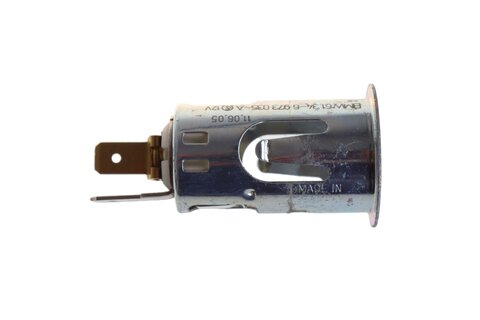 Zásuvka zapaľovača 61346973035