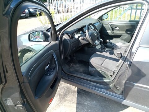 Renault Laguna III 1.5dCi 81kS