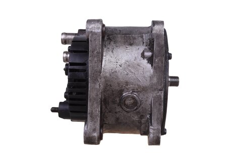 Alternátor vodou chladené bez voľnobežky 8200225806