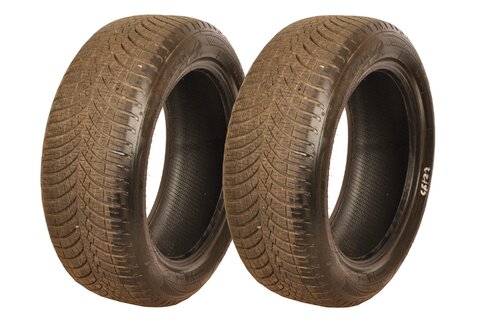 Súprava dvoch pneumatík ZIMNÁ 185/55 R15 86V GOODYEAR VECTOR (6,5mm) rok 2022