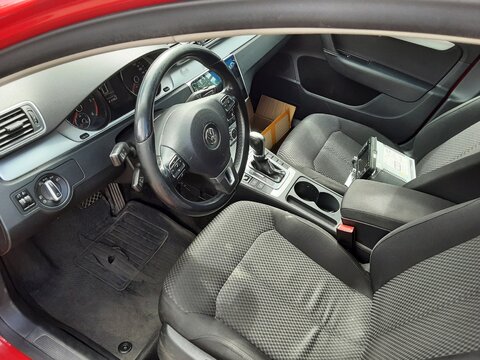 Volkswagen Passat B7 2.0 TDI 103 kW