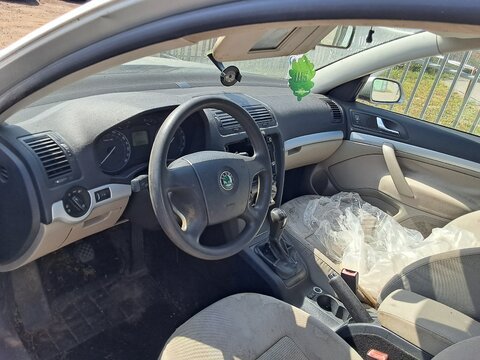 Škoda Octavia 1.6 FSI 85 kW