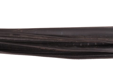 Gumové tesnenie predných dverí